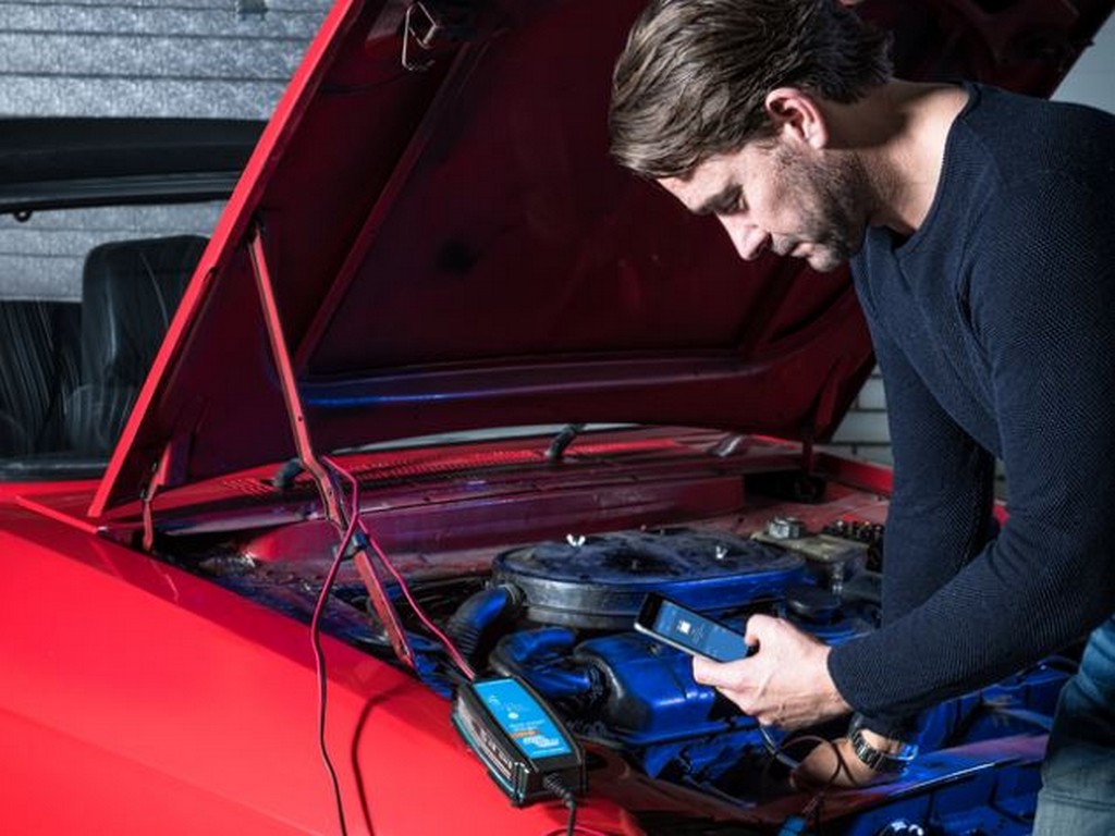 Victron Blue Smart IP65 Acculader 12/5(1) 230V CEE 7/17