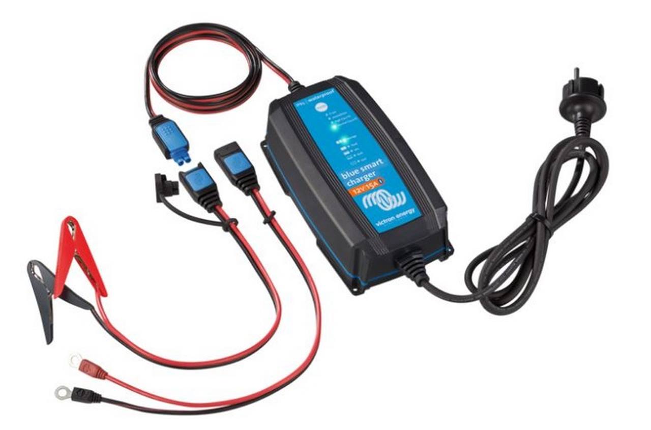 Victron Blue Smart IP65 Charger 12/25(1) 230V CEE 7/16
