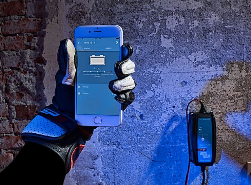 Victron Blue Smart IP65 Acculader 24/13(1) 230V CEE 7/17