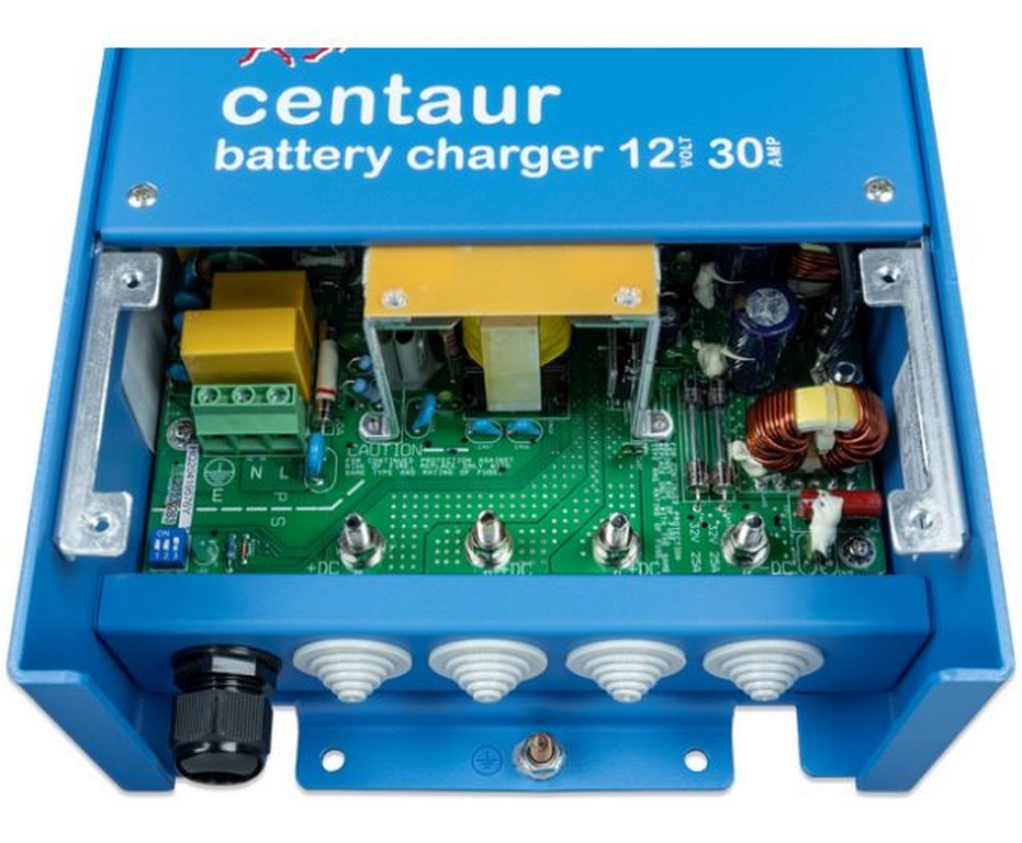 Victron Centaur lader 12/30 (3) 90-265V AC